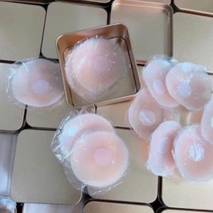 Miếng dán ngực Silicone hộp vuông